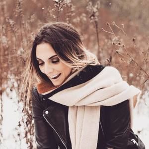 Meet your Posher, Alexandra